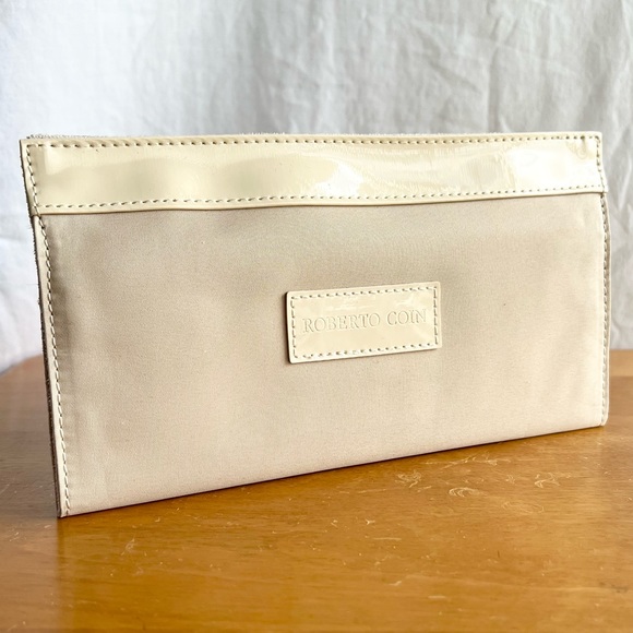 Roberto Coin Handbags - Roberto Coin / Jewelry Travel Clutch / Pale Beige